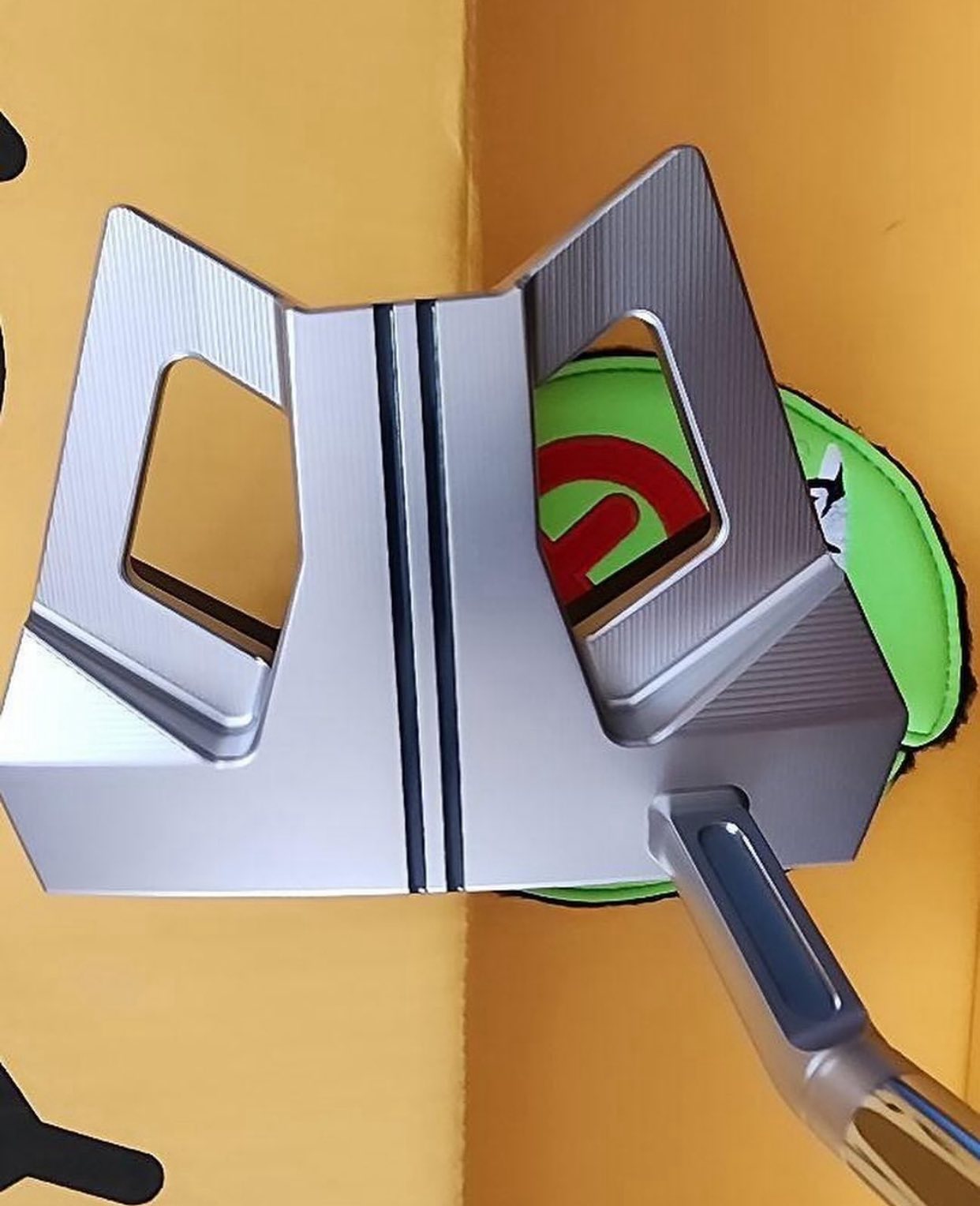 Scotty Cameron Circle T Phantom T9.5 Tour 34 Inch - Image 12