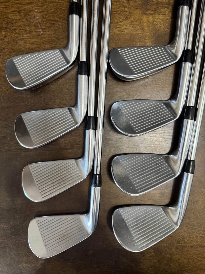 Titleist T100 Iron Set 3-PW. Stiff flex shafts - Image 2