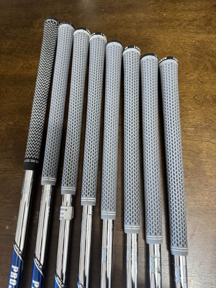 Titleist T100 Iron Set 3-PW. Stiff flex shafts - Image 9
