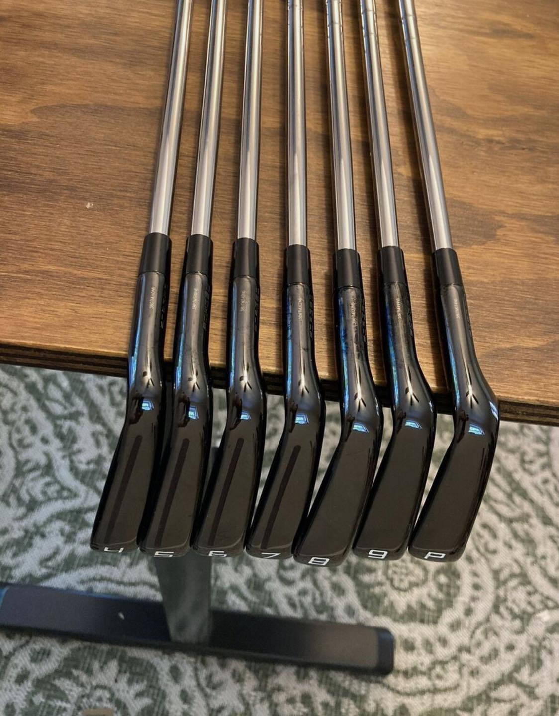 TaylorMade P770 Phantom Black Iron Set – 4-PW (Dynamic Gold S300 shaft, Mint Condition) - Image 2