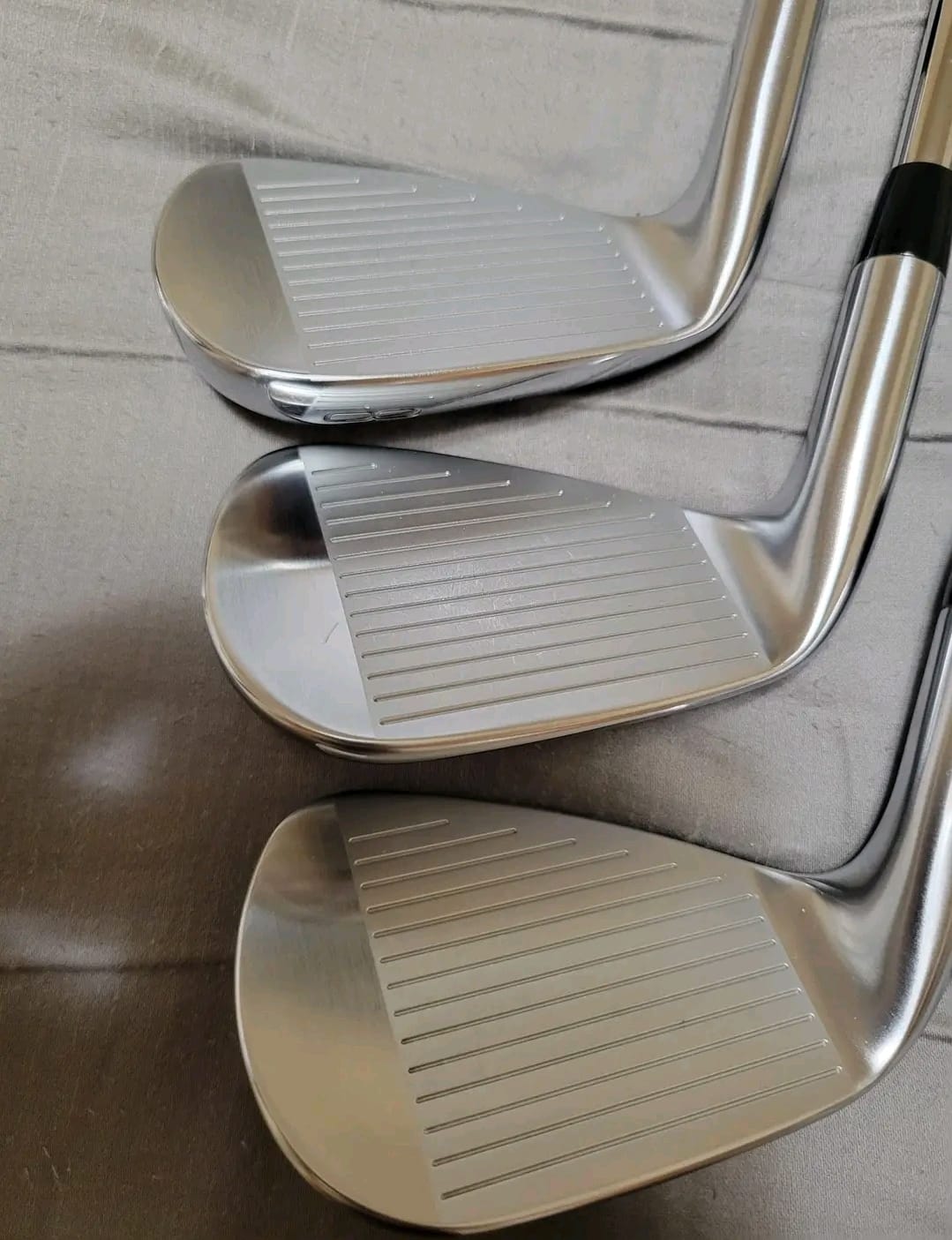 Pre-owned Titleist T200 Iron Set 4-PW KBS tour stiff shaft - Image 4