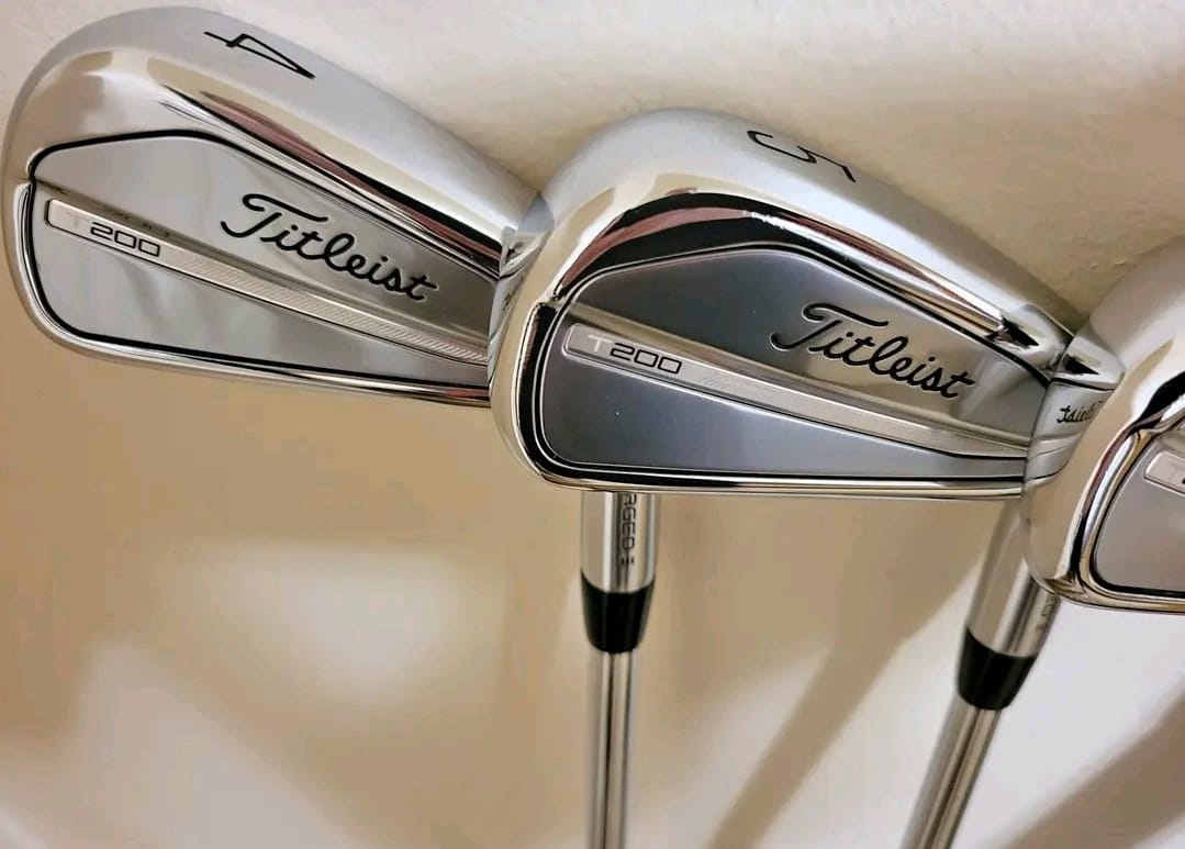Pre-owned Titleist T200 Iron Set 4-PW KBS tour stiff shaft