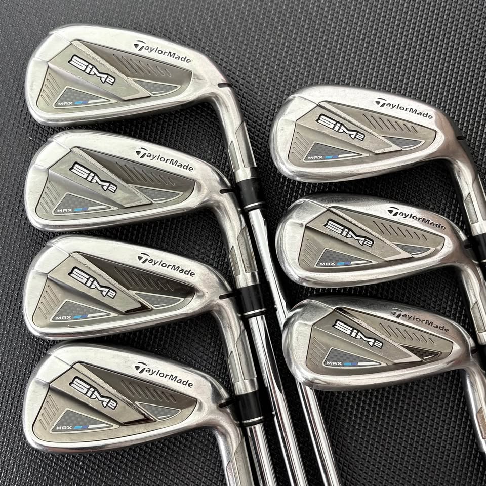 Pre-owned Taylormade Sim2 Max iron set 5 - AW - Image 2