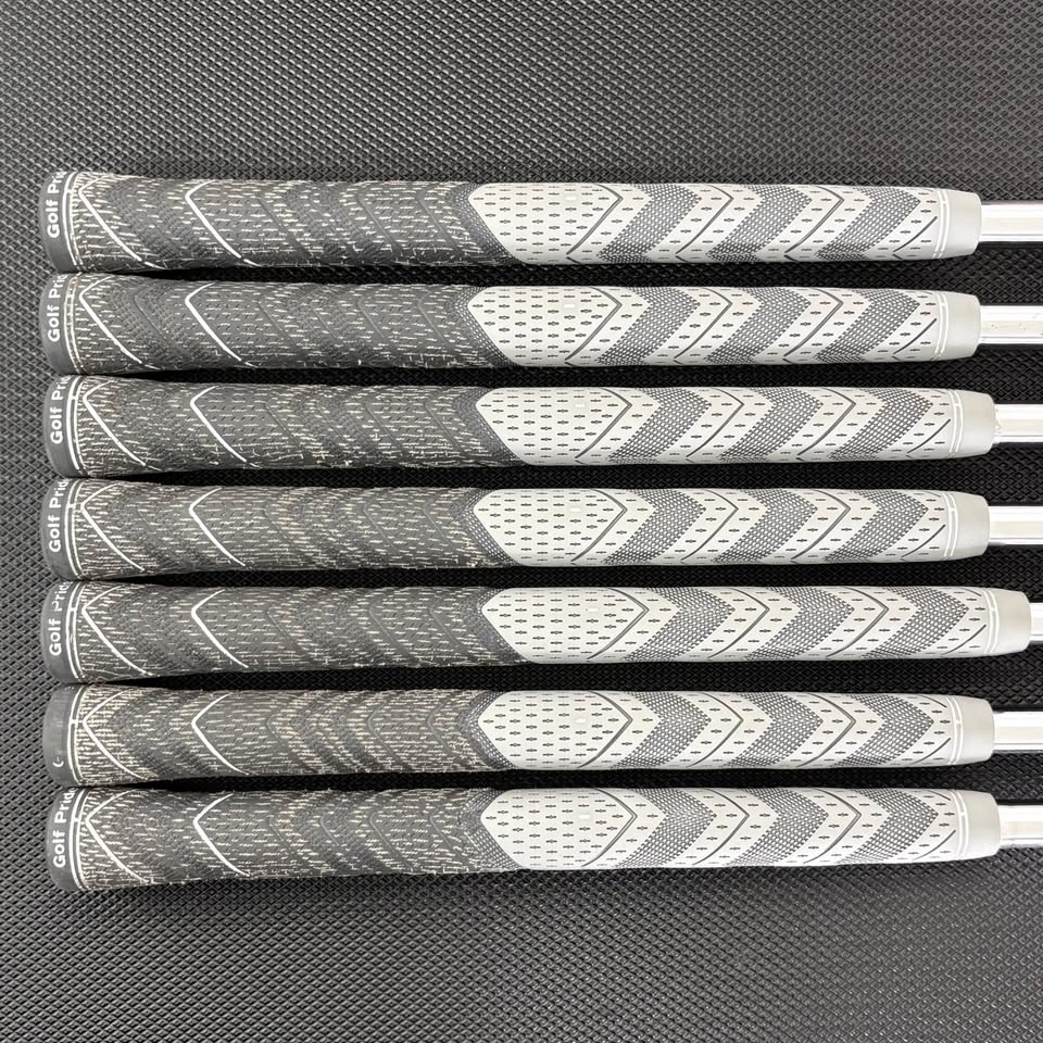 Pre-owned Taylormade Sim2 Max iron set 5 - AW - Image 7