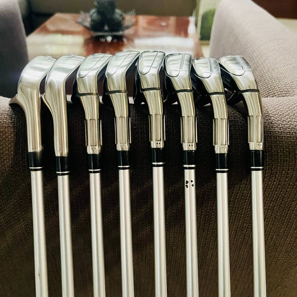 TaylorMade M6 Golf Iron Set 5i-PW+AW+SW - Image 3
